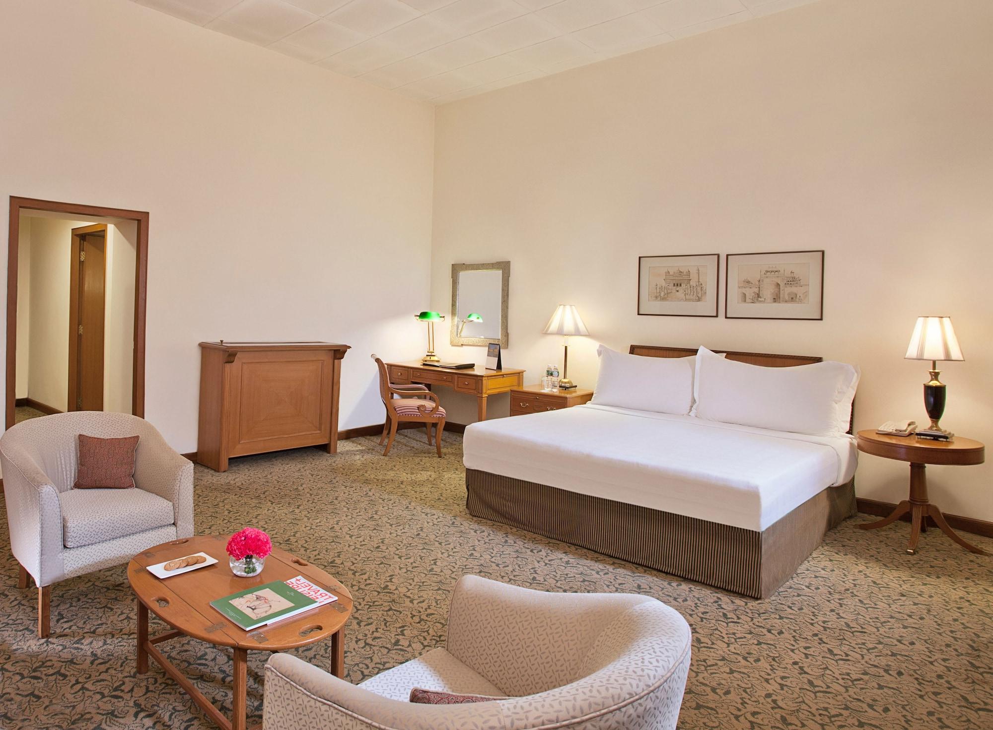 Maidens Hotel New Delhi Ngoại thất bức ảnh A room at the hotel