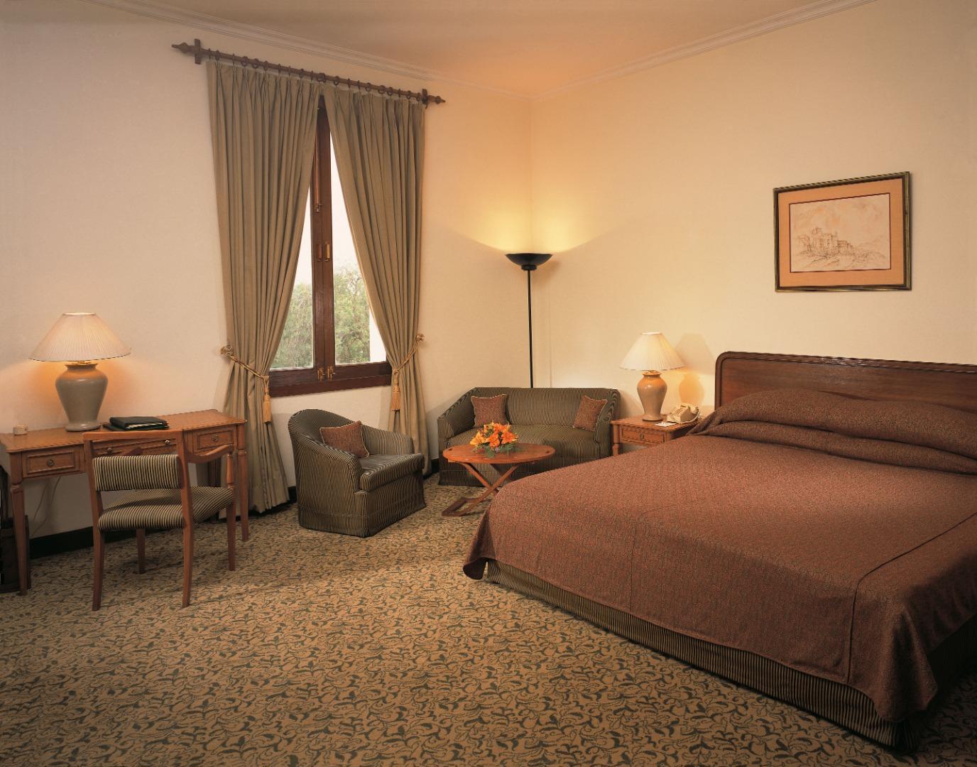 Maidens Hotel New Delhi Ngoại thất bức ảnh A room at the hotel