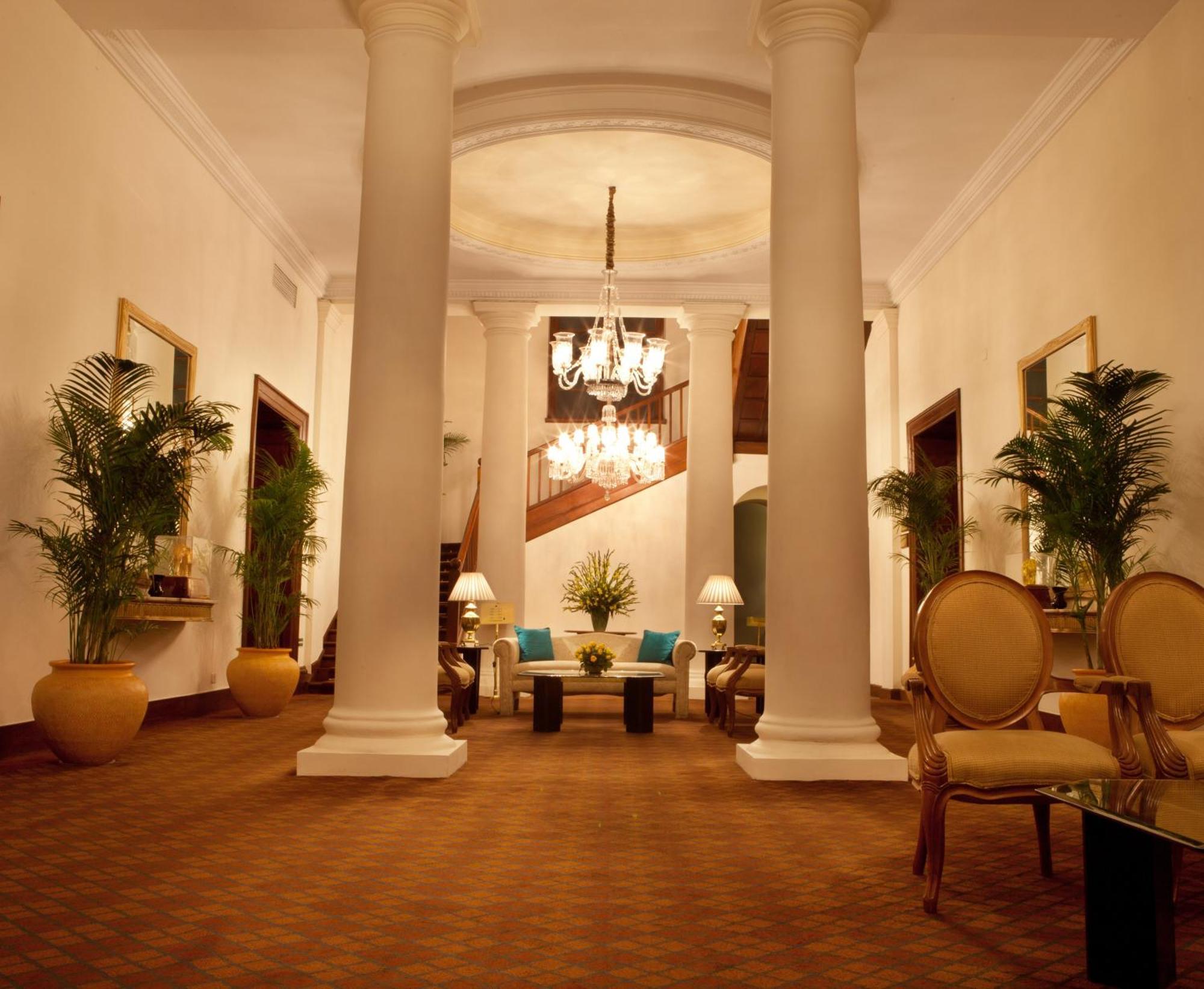 Maidens Hotel New Delhi Ngoại thất bức ảnh Interior of the hotel